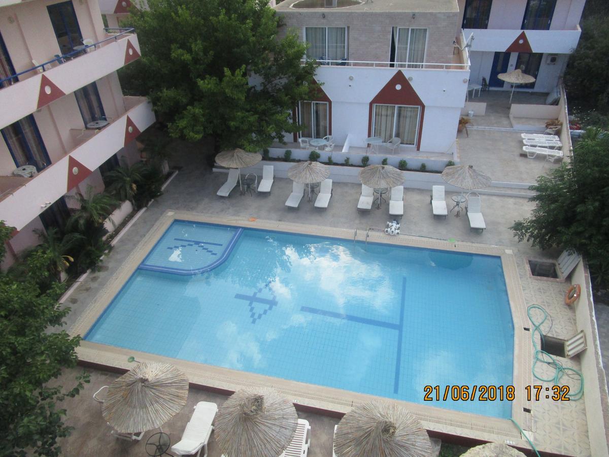 Saint Konstantin Beach Apartments Stegna エクステリア 写真