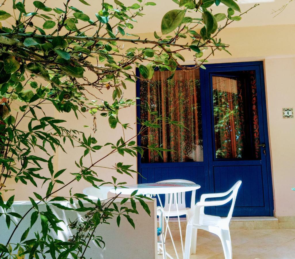 Saint Konstantin Beach Apartments Stegna エクステリア 写真