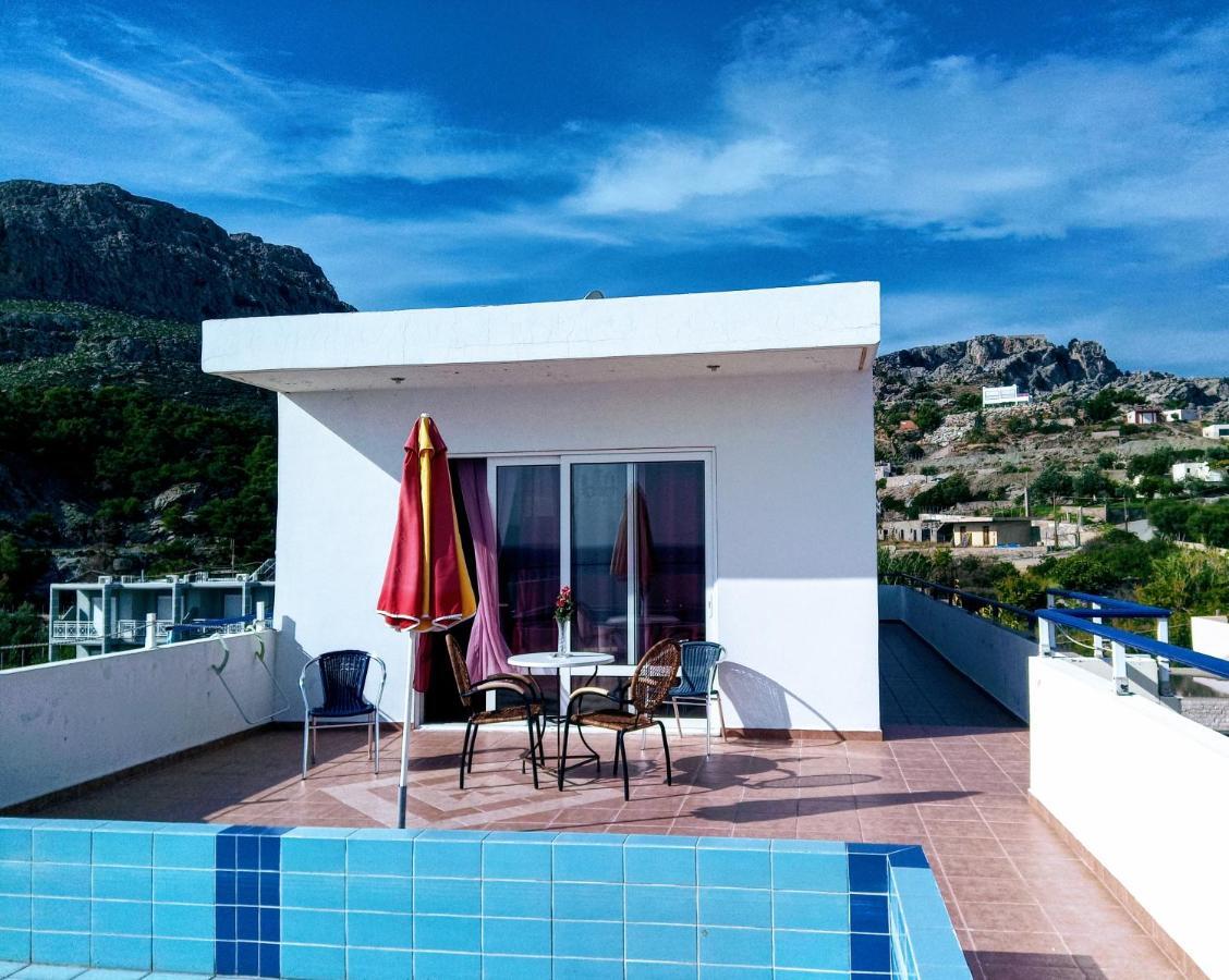 Saint Konstantin Beach Apartments Stegna エクステリア 写真