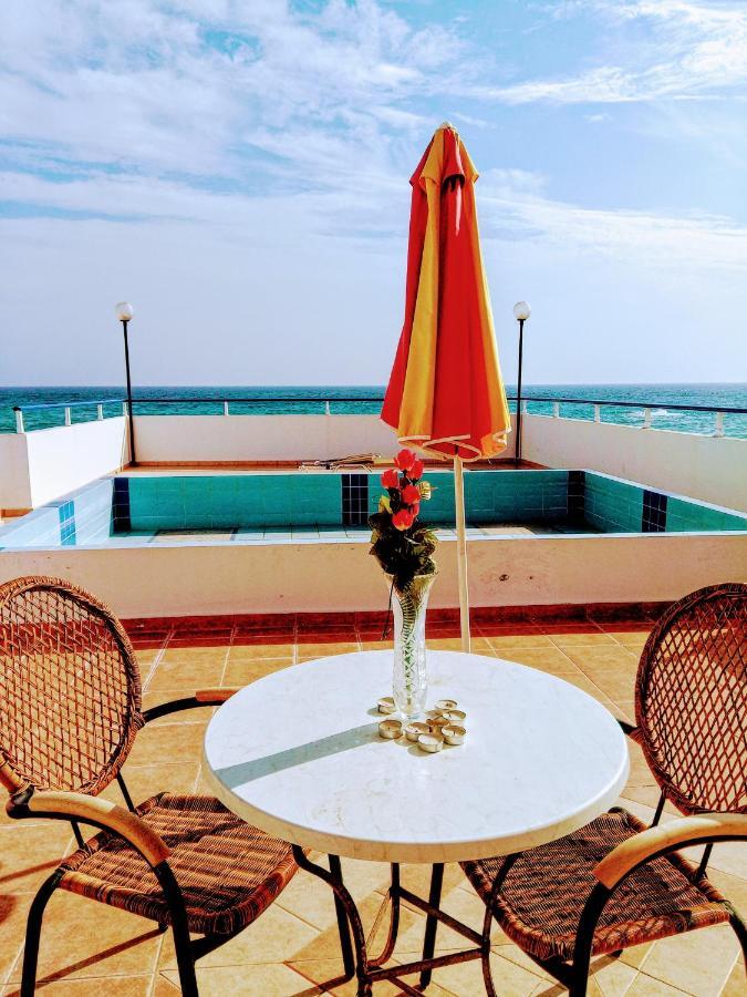 Saint Konstantin Beach Apartments Stegna エクステリア 写真